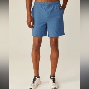 Beyond Yoga Men’s Take It Easy Shorts
Size Small – Excellent Condition